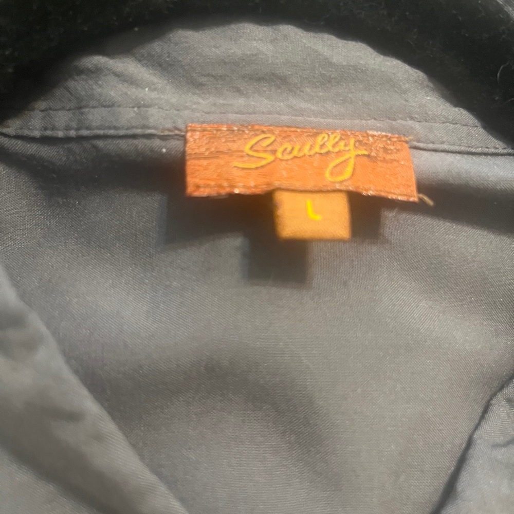 Scully Gray Blouse with Elegant Em-broidery - Picture 3 of 4
